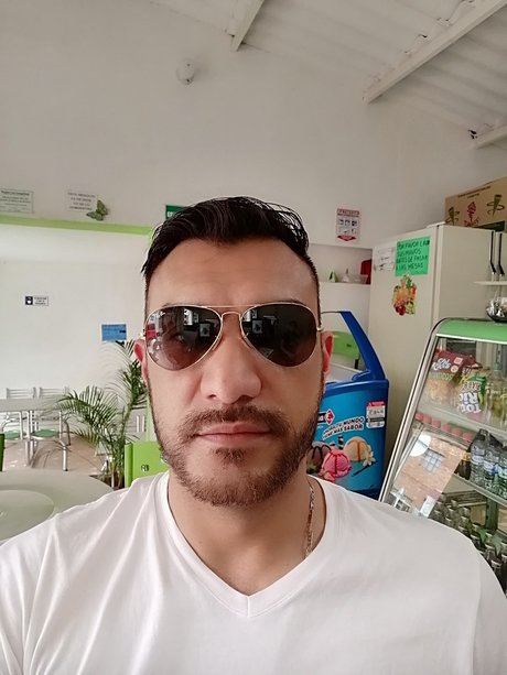 ebenholzlehrerin onlyfans nacktheit erwachsene bilder