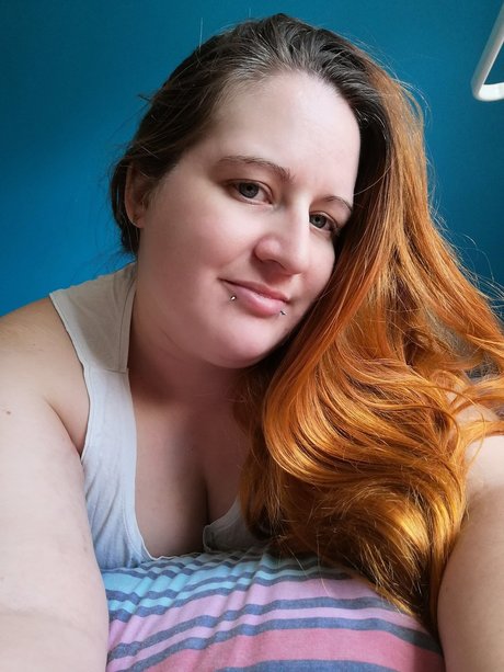 Neff Sanguine pornostar hübsche fotos