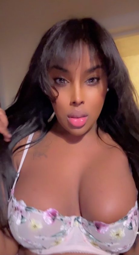 Mistress Isabella Cummings sexy pornostar fotos