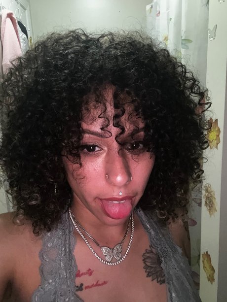 SUPERSTARNY schöne schöne galerien