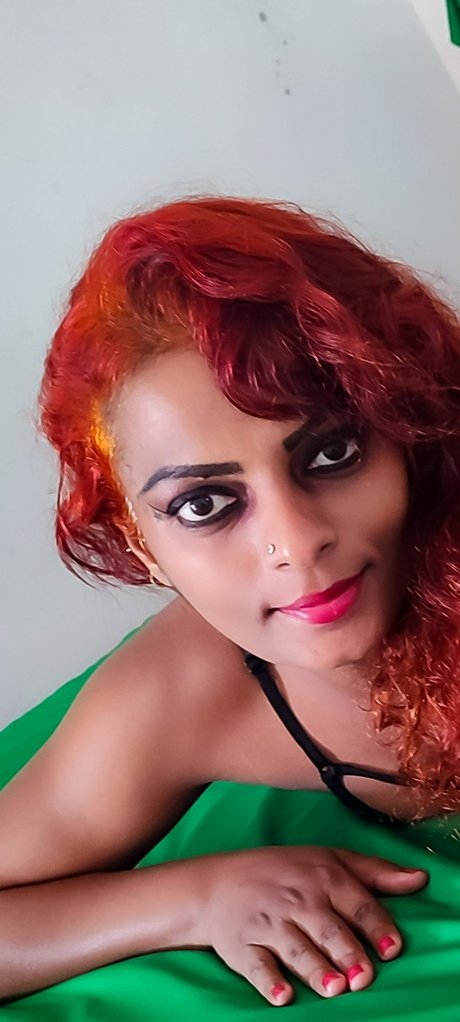 _Nilmini Official Sheron_ perfekte sex fotos