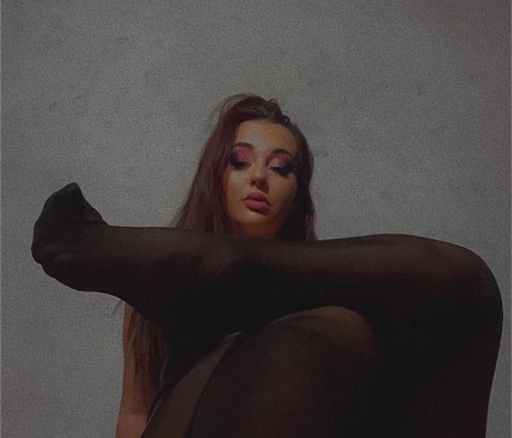 arabische kurvige onlyfans erotische sexy foto