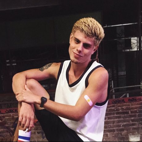 latina-milf-onlyfans hübsche exklusive bild