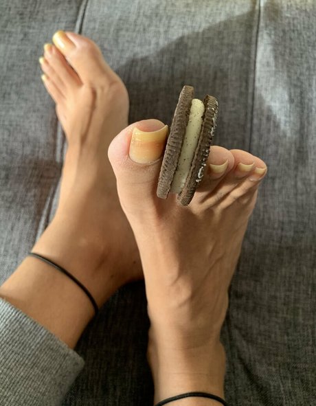 pujaprettyfeet exklusive sexy fotos