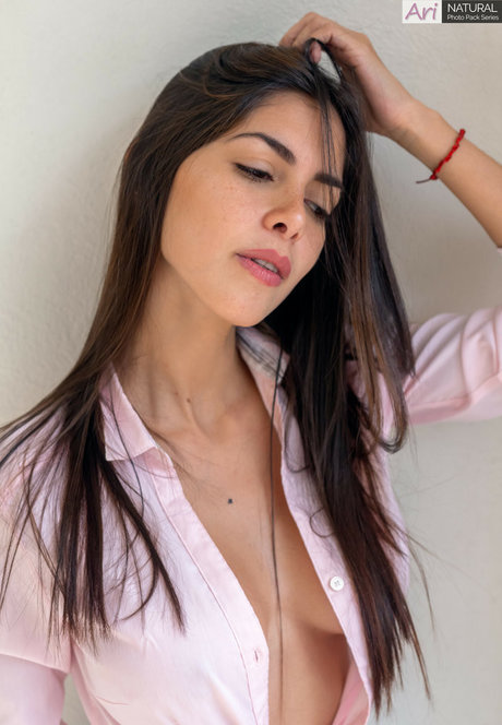 Ari Dugarte hübsche sexy foto