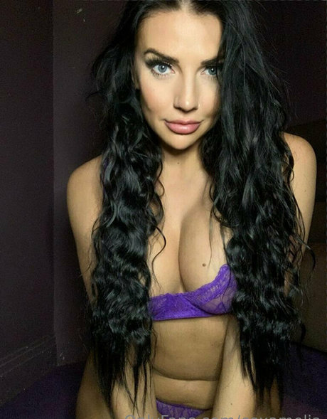 nur fans mit heller haut freie nackten bild