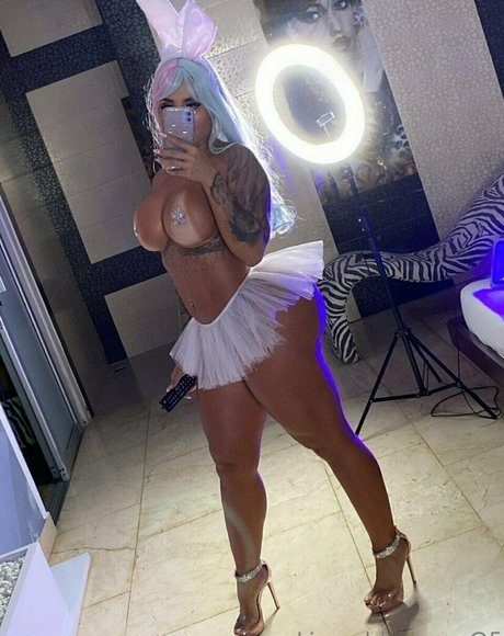 Lis Valderrama top nackte galerie