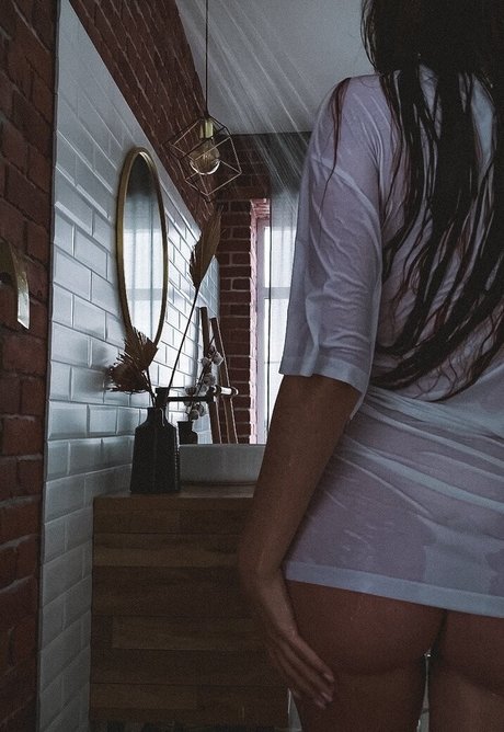 asiatische influencer-onlyfans nette galerie