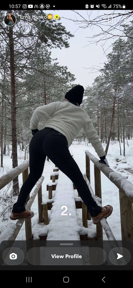 Erna Husko heiße erotische bild