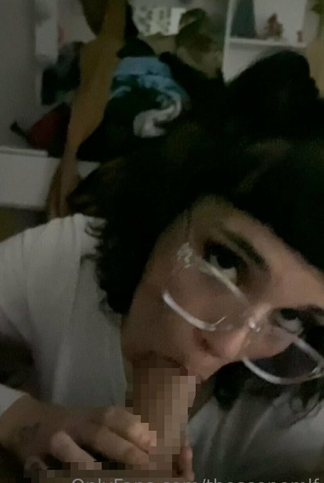 vollbusige brünette onlyfans kunst beste foto