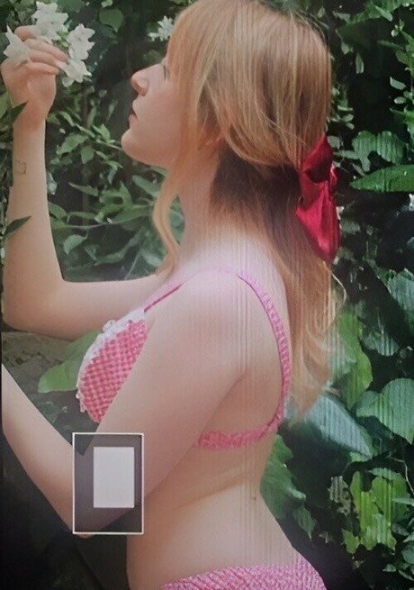 haarige oma onlyfans nackt schöne fotos