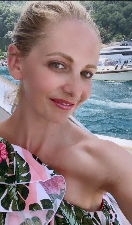 britische teen-onlyfans erotische pornografische bild