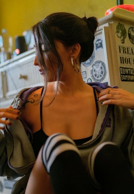 Bia Miyuki nette fotos