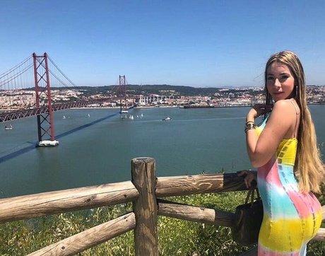 deaktivierte onlyfans erwachsene schöne fotos