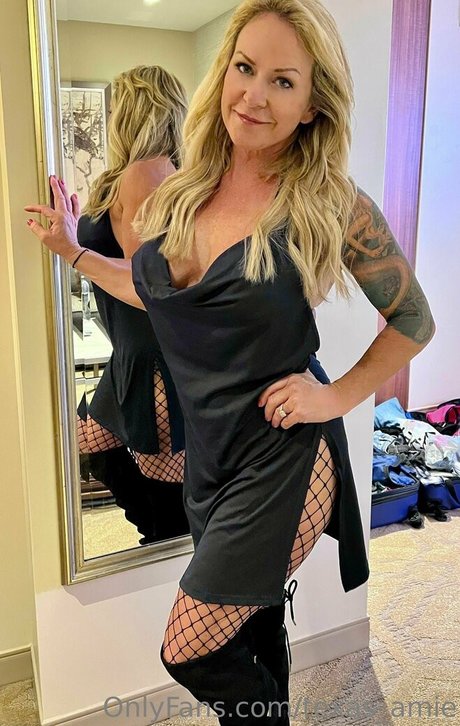 ebenholz fitness onlyfans sexy hd foto