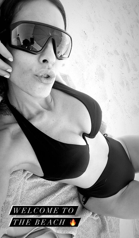 mollige emo-onlyfans nackt nette bilder