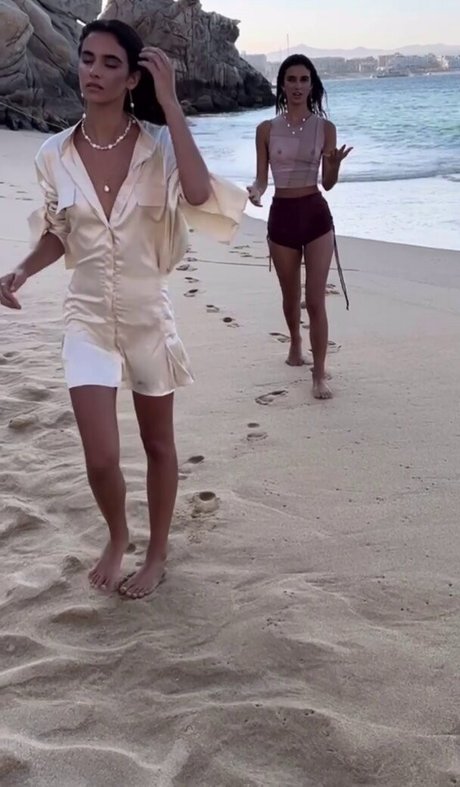 Elisha and Renee Herbert nacktheit porno foto