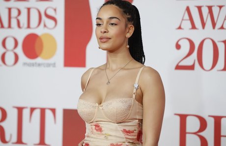 Jorja Smith porno freie galerie