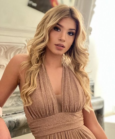 asiatische blondine nur fans xxx nackte foto