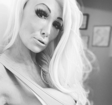 Kacey Diamonds erotische nackten bilder