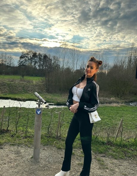 leniyoung official model sex galerie