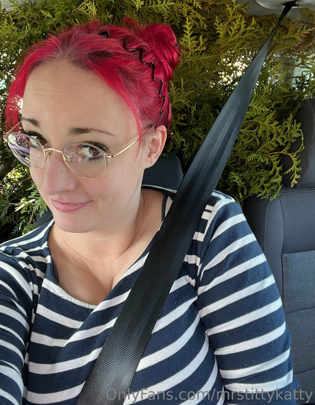 mrstittykatty pornostar nette fotos