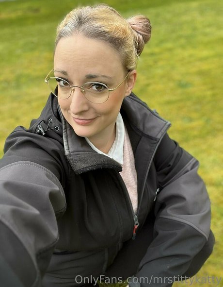 mrstittykatty pornostar nackte galerie