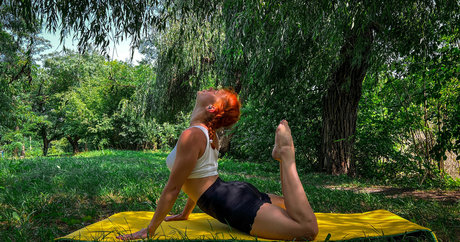 asiatische gilf-onlyfans nackt akt foto