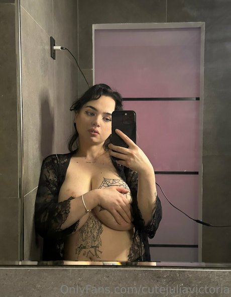 haarige oma onlyfans xxx akt bild