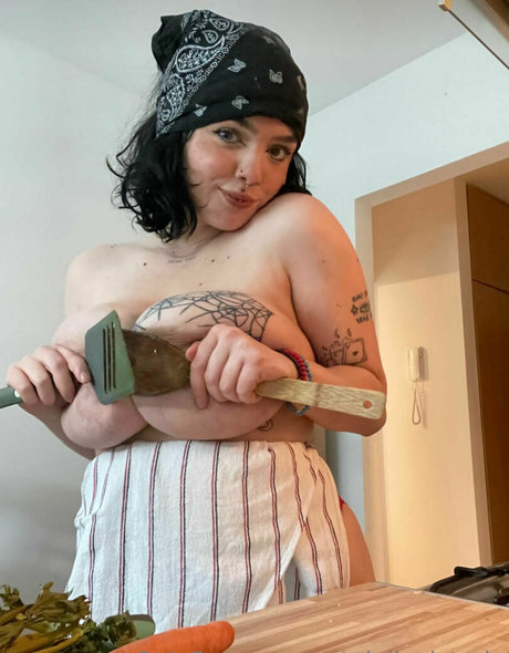 kurvige milf-onlyfans nacktheit erotische fotos