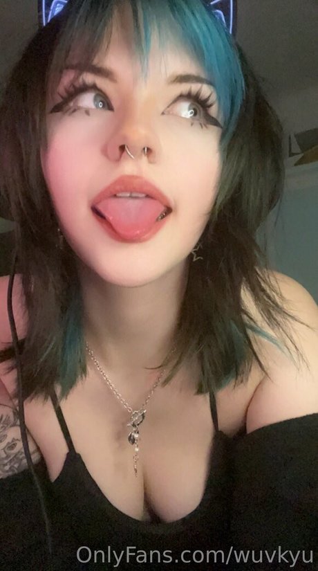 dünne blonde onlyfans beste akt foto