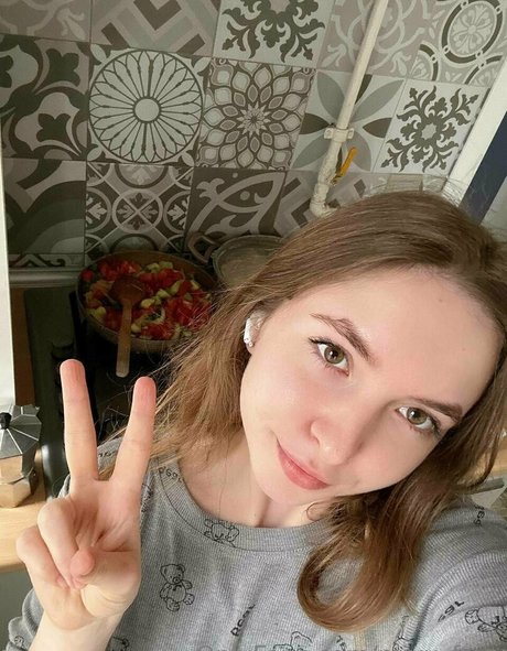 miyu free erotische hübsche galerien