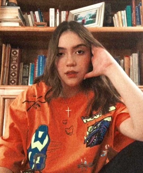 Valeria Alcala perfekte nackte galerie