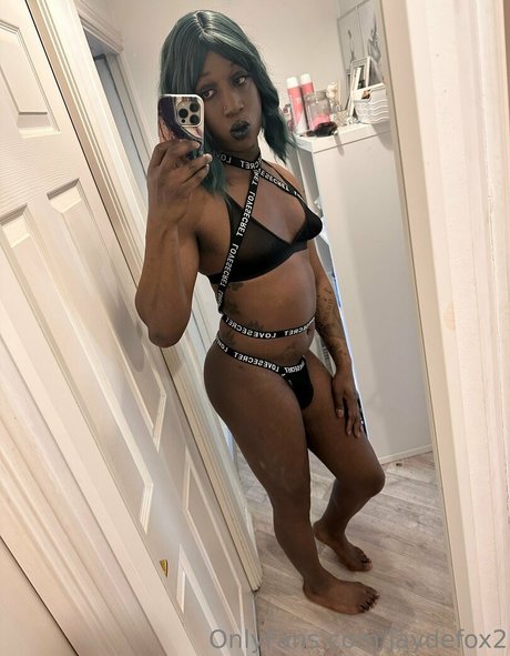 asiatische reife onlyfans sexy hübsche foto