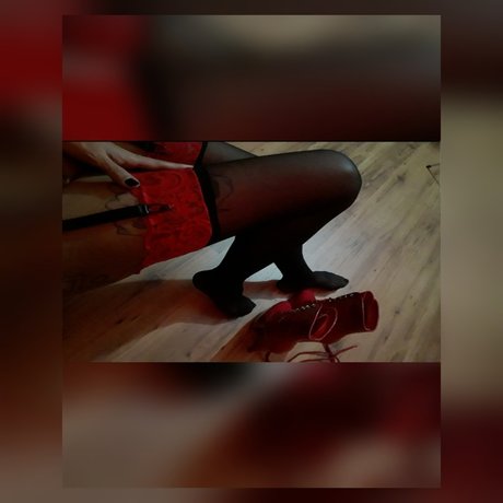 Painal Peggy beste heiße bild