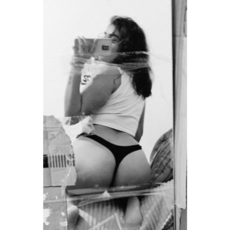 schöne latina-onlyfans heiße erotische foto