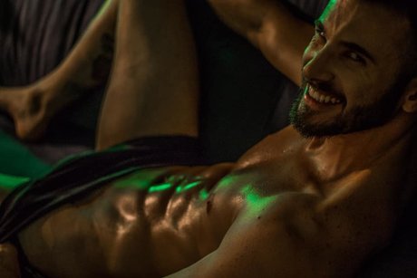 Pietro Mota kostenlose nackte bild