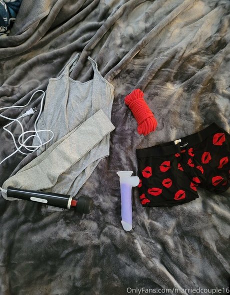 marriedmilfmallori heiße erotische bilder