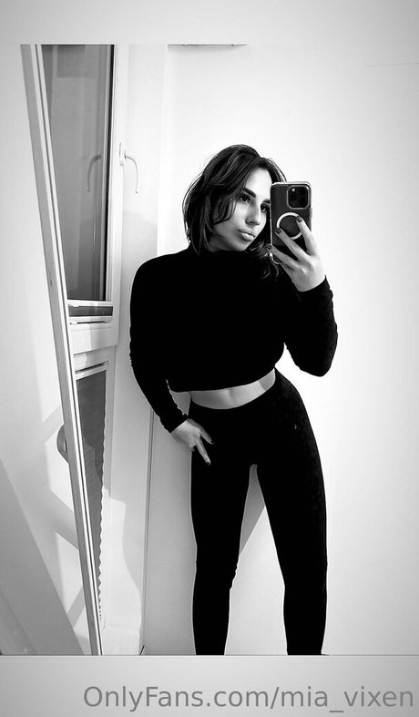 mia vixen hübsche nackte foto