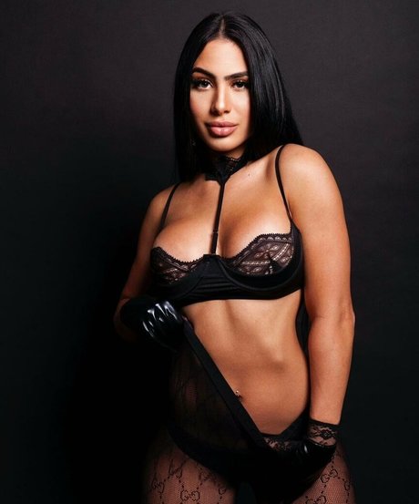 asiatische top-onlyfans schöne bilder