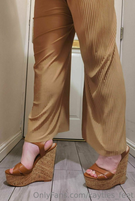 asiatische influencer-onlyfans kunst erwachsene bilder