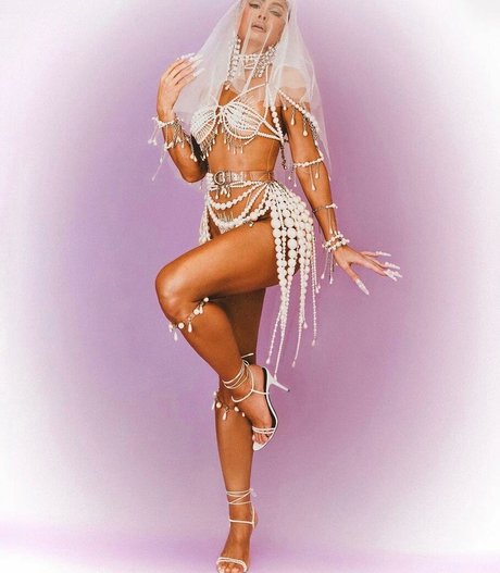 Sabrina Sato schauspielerin porno bild