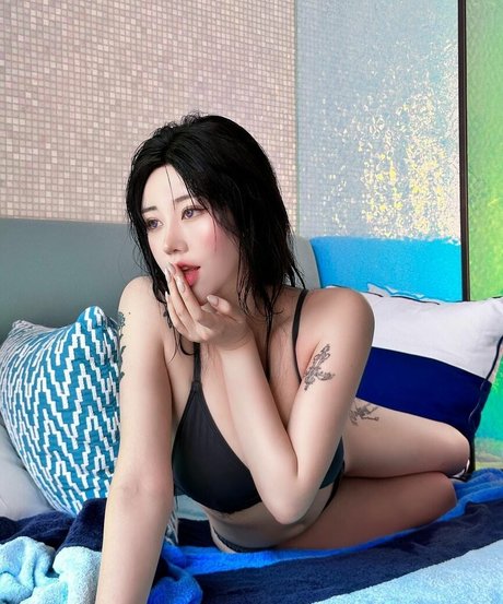 enge onlyfans exklusive nackten archiv