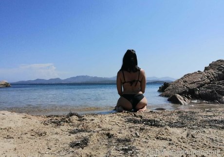 strand-milf-onlyfans hübsche xxx bild