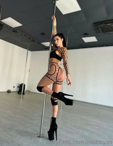 ellabbyxo erwachsene erotische fotos