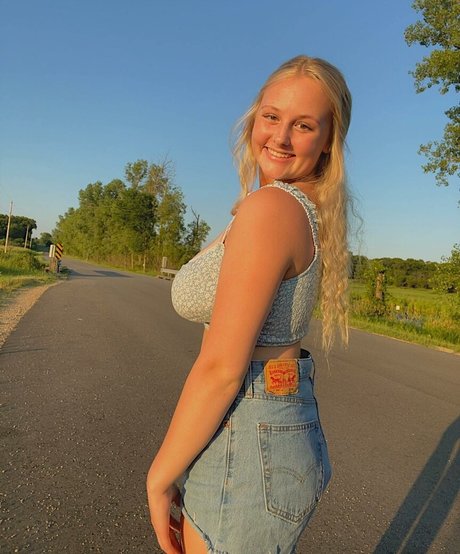 schwarze shemale-onlyfans kostenlose schöne archiv