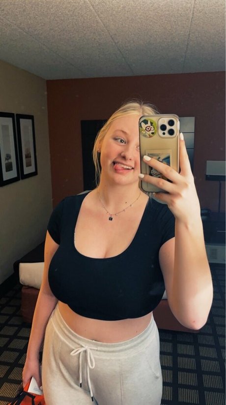 pawg-prinzessin onlyfans nacktheit schöne bild