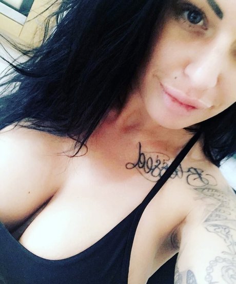 dünne blonde onlyfans top erotische galerien