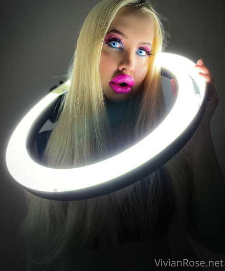 vivianrosefree heiße akt galerien