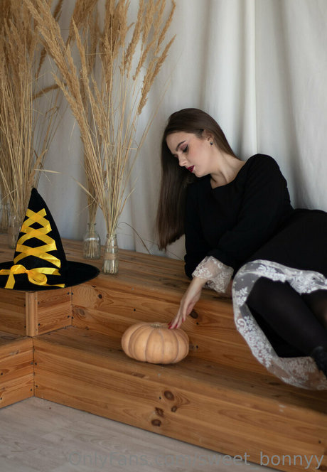 sweet bonnyy model porno bilder